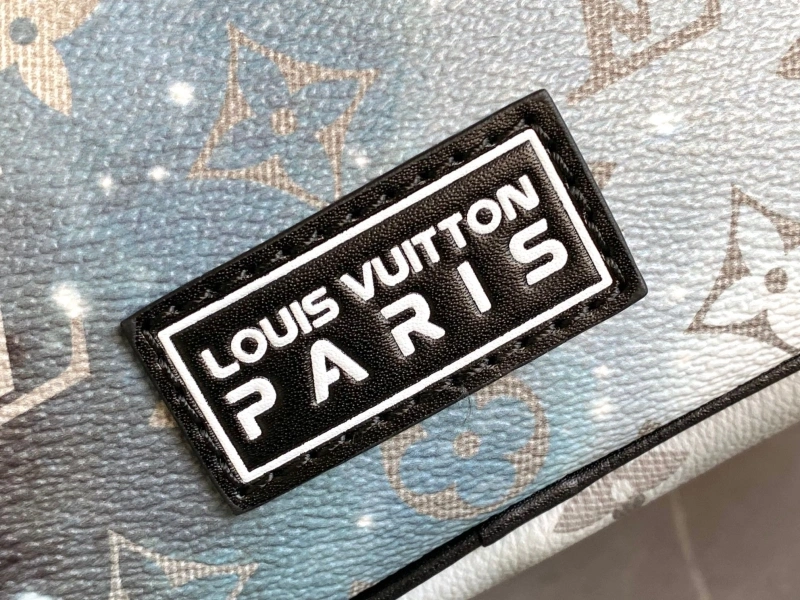 Comfortable LX Travel Bags 17251