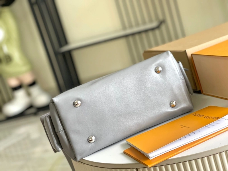 LX Top Handle Bags Stylish 17310