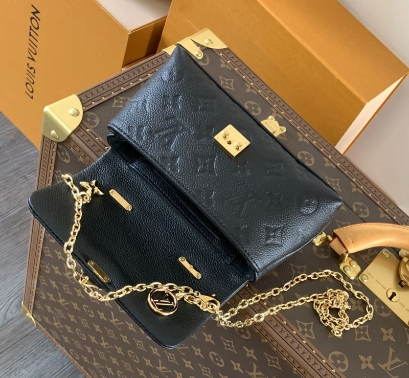 UrbanStyle LX Top Handle Bags 17307