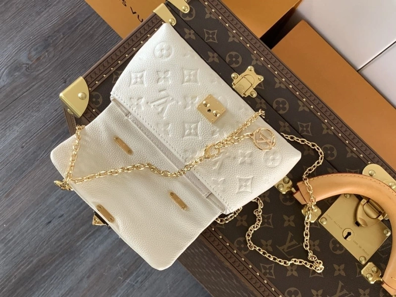 LX Top Handle Bags Comfortable 17302