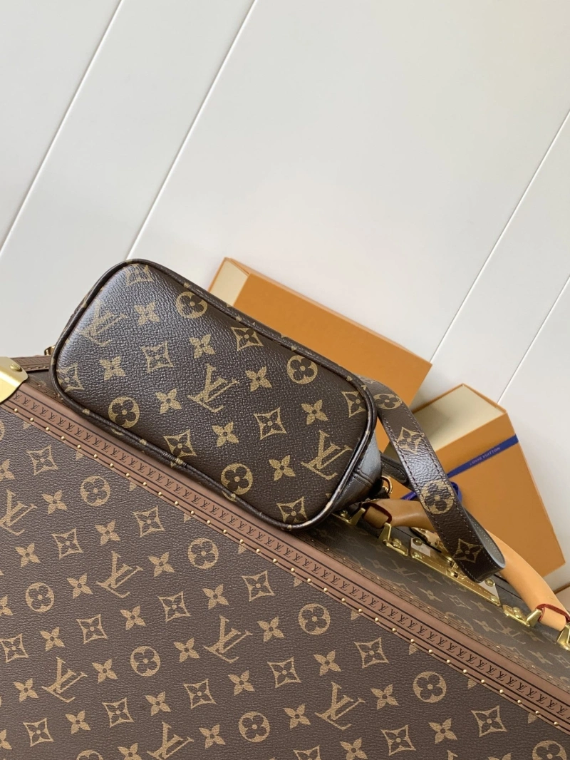 Affordable LX Shopping Bags 17404