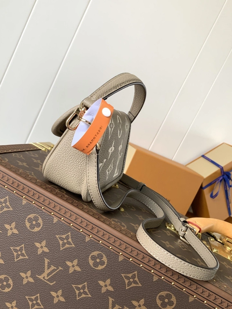 Trendsetting LX Satchel bags 17484