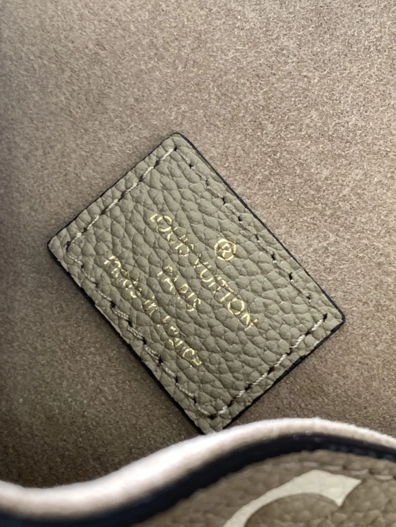 Trendsetting LX Satchel bags 17484