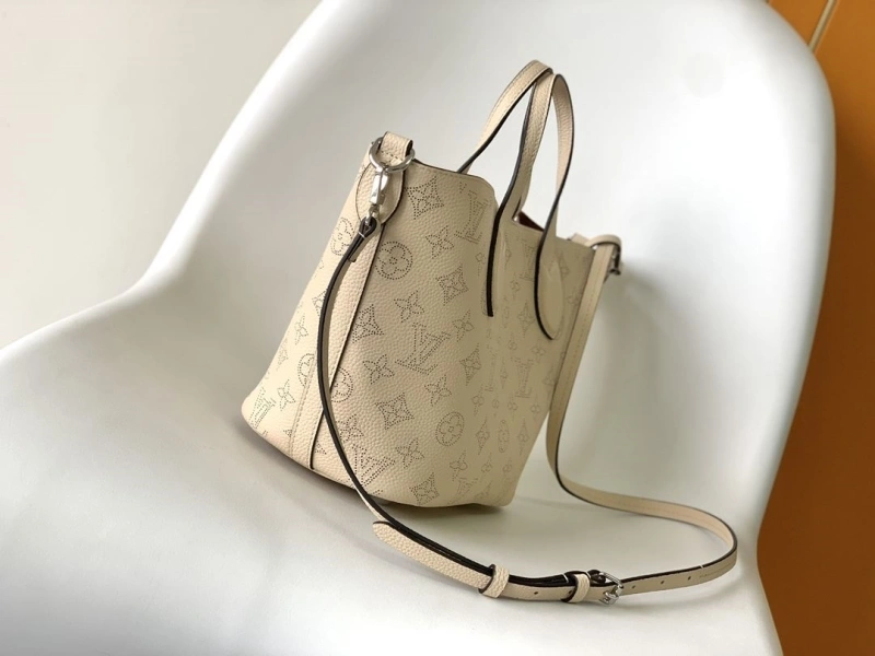 Bold LX Shopping Bags 17395