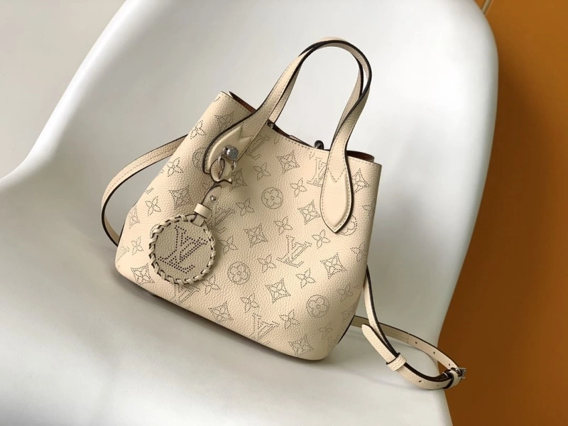 Bold LX Shopping Bags 17395