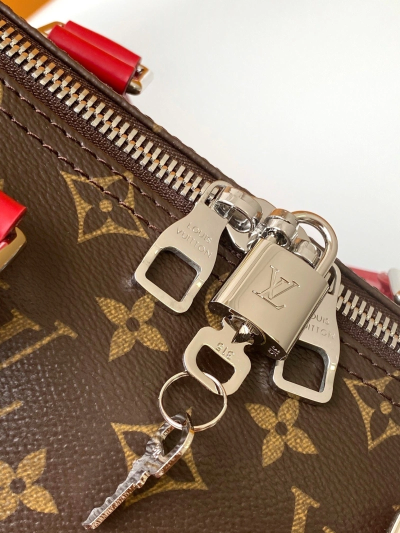 DailyWear LX Travel Bags 17221