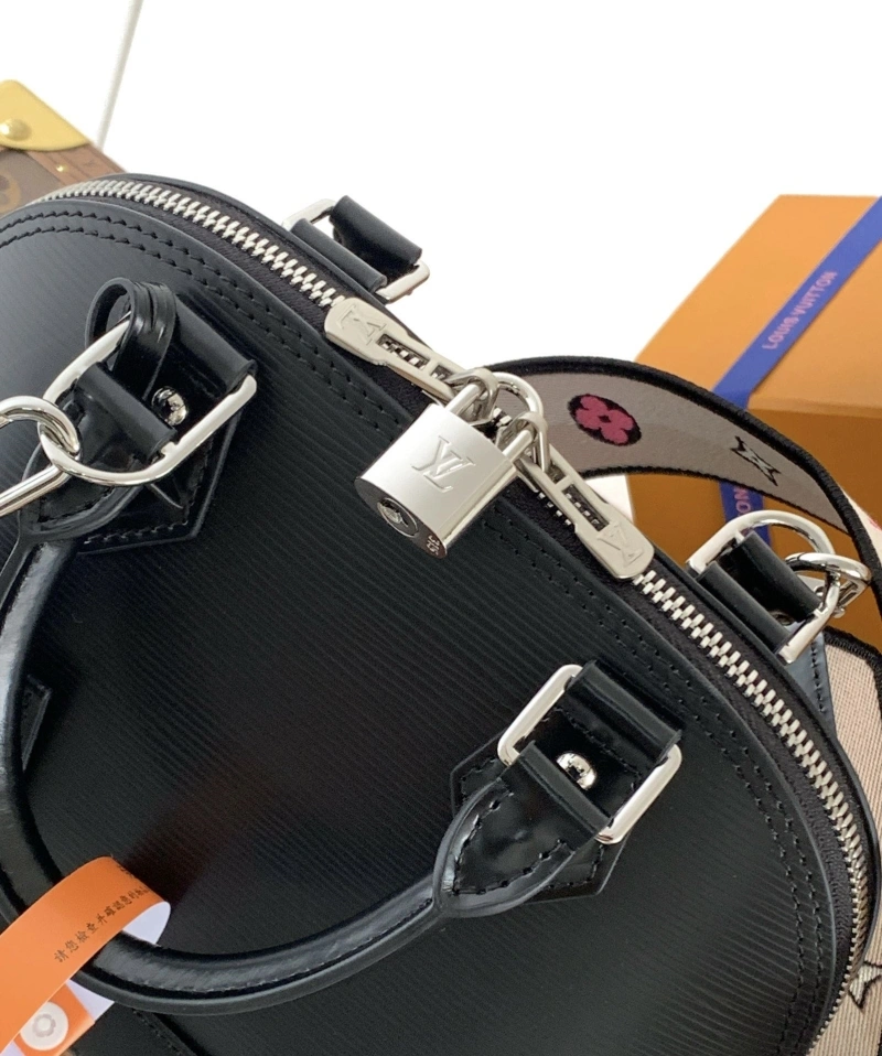 Minimalist LX Top Handle Bags 17292