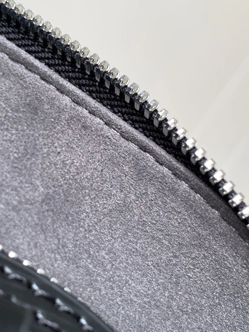 Minimalist LX Top Handle Bags 17292
