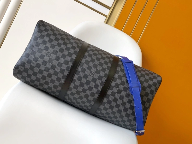 WellDesigned LX Travel Bags 17212