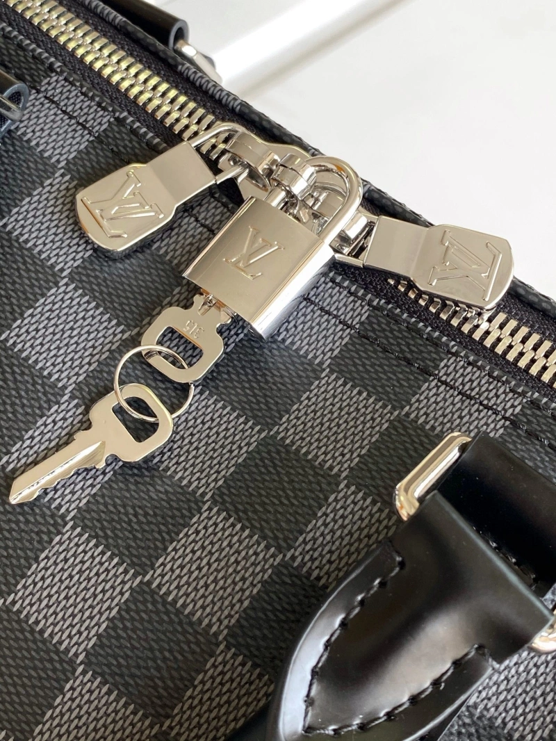 WellDesigned LX Travel Bags 17212