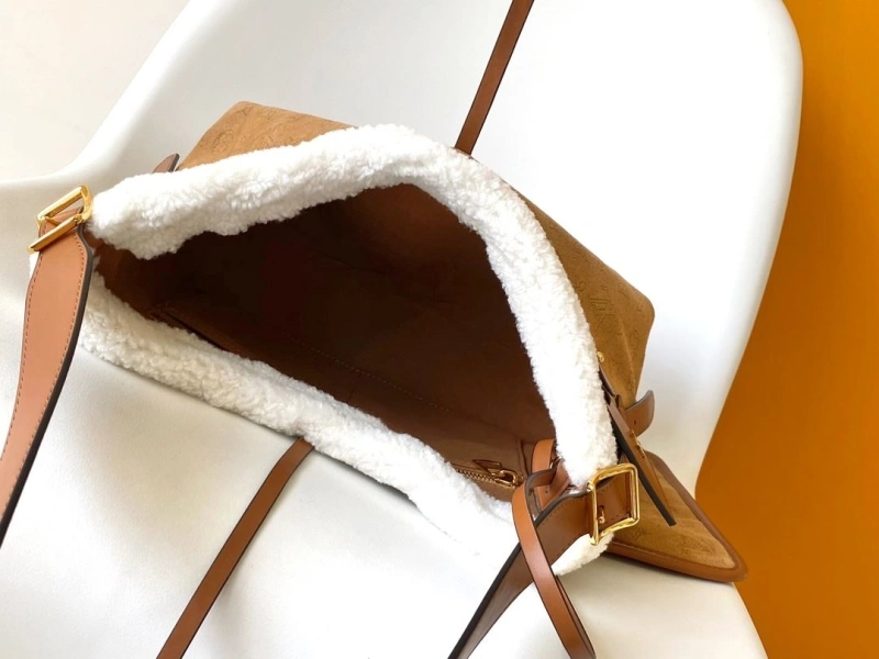 LX Top Handle Bags Sophisticated 17276
