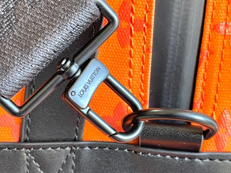 Minimalist LX Travel Bags 17235