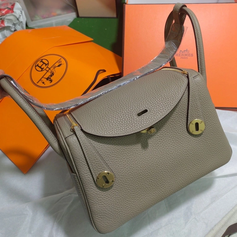 Versatile Hxrmxs Top Handle Bags 72568