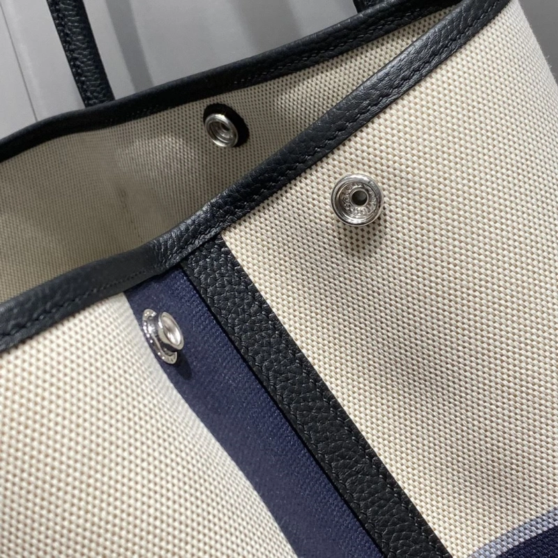 StreetReady Hxrmxs Shopping Bags 72630