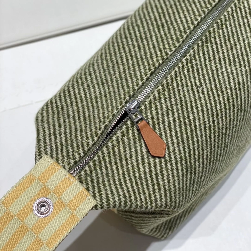 Hxrmxs Cosmetic Bags Durable 73108