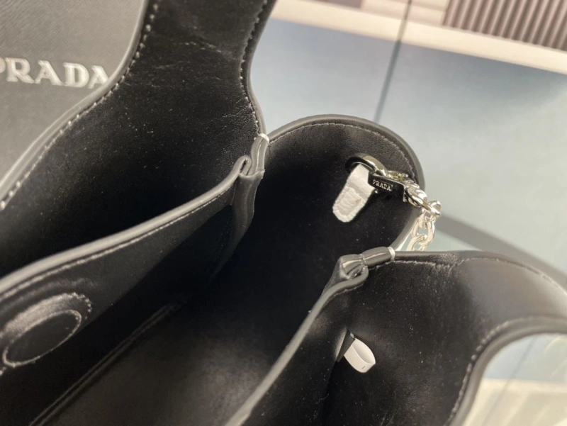 Unique Prxdx Top Handle Bags 60179