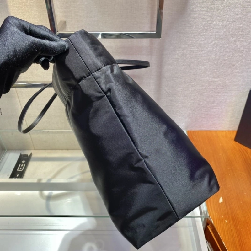 EyeCatching Prxdx Shopping Bags 60313