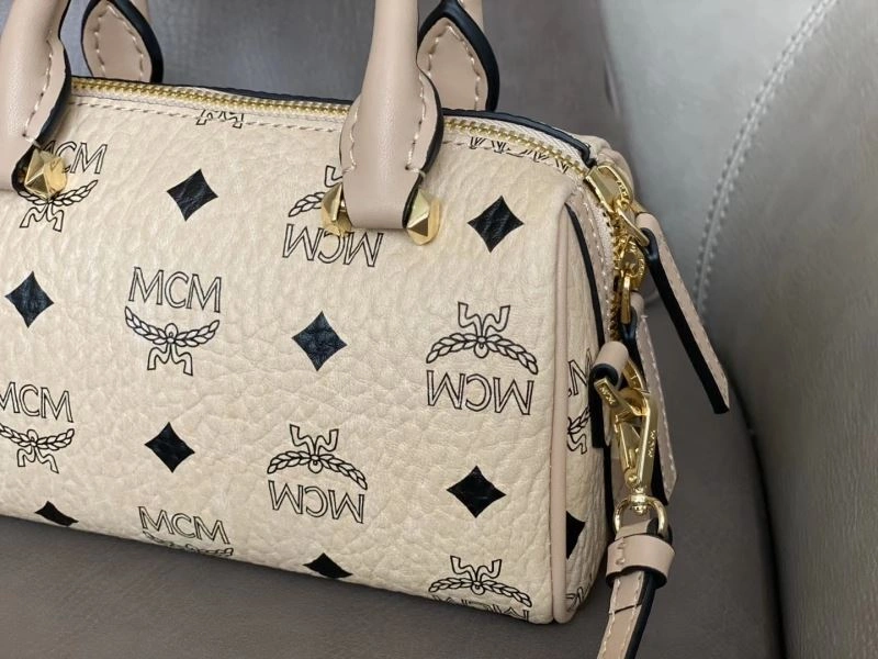 Unique MCX Handle Bags 87967