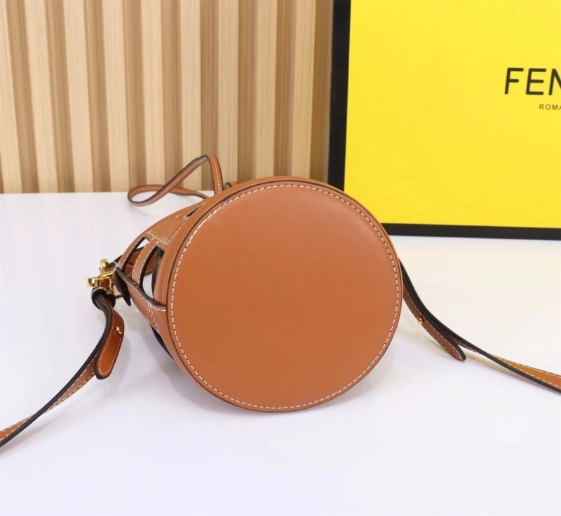 Classic Fxndx Bucket Bags 71120