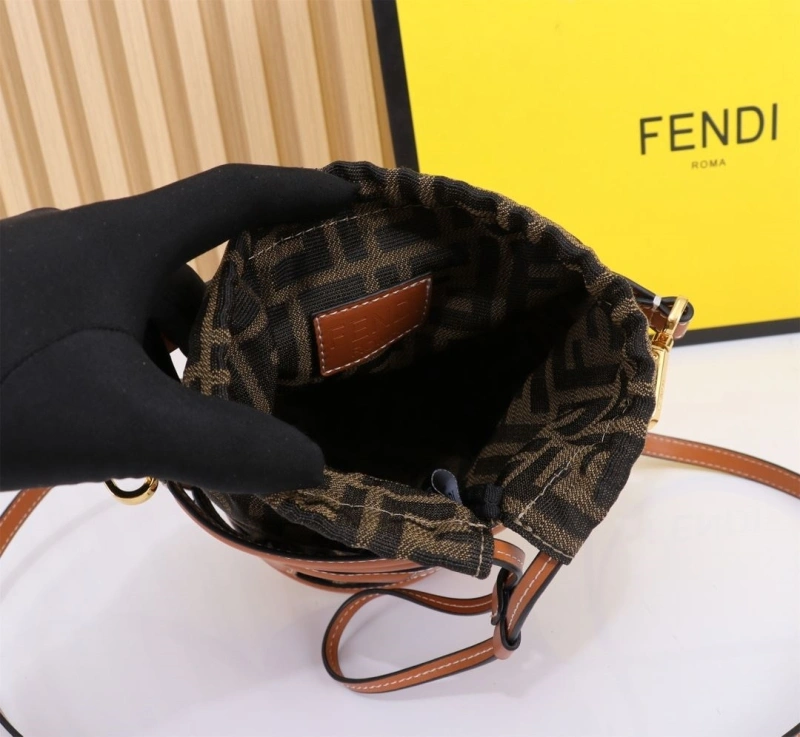 Classic Fxndx Bucket Bags 71120