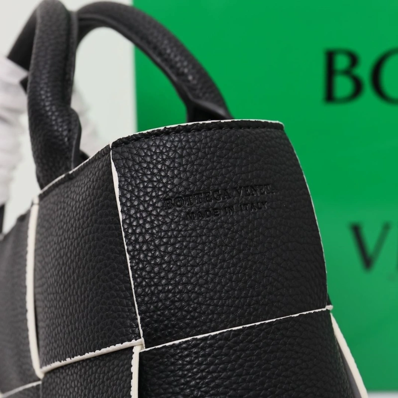 EyeCatching BX Shopping Bags 86176