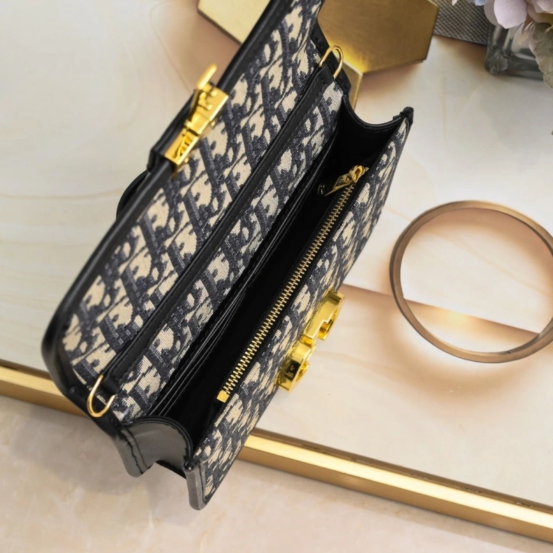 Dxxr Satchel bags HighQuality 62191