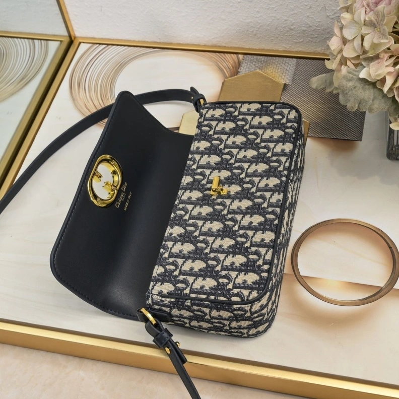 Dxxr Satchel bags Elegant 62189
