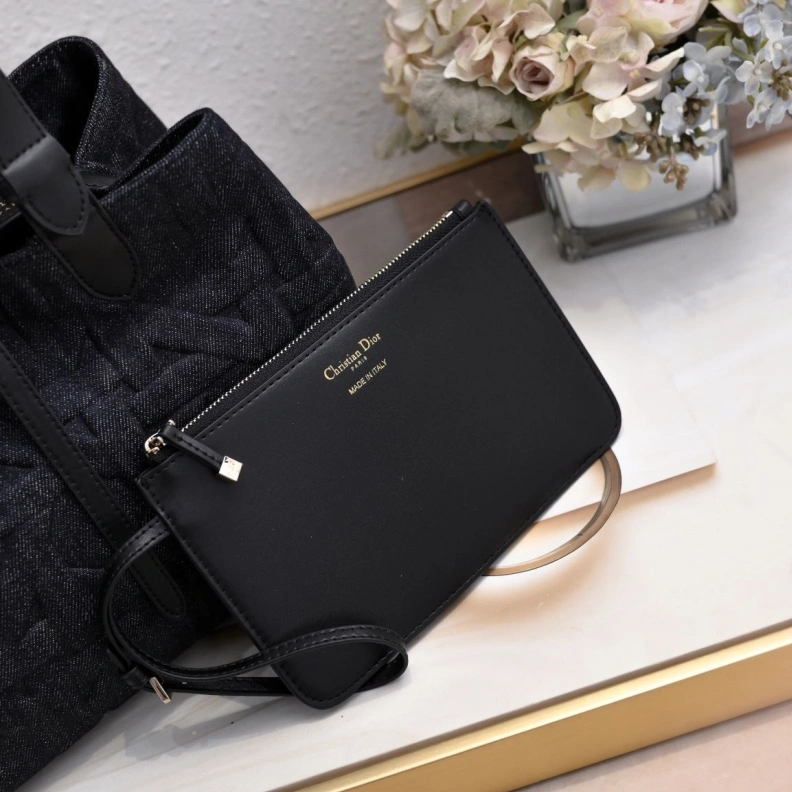 StreetReady Dxxr Shopping Bags 62146