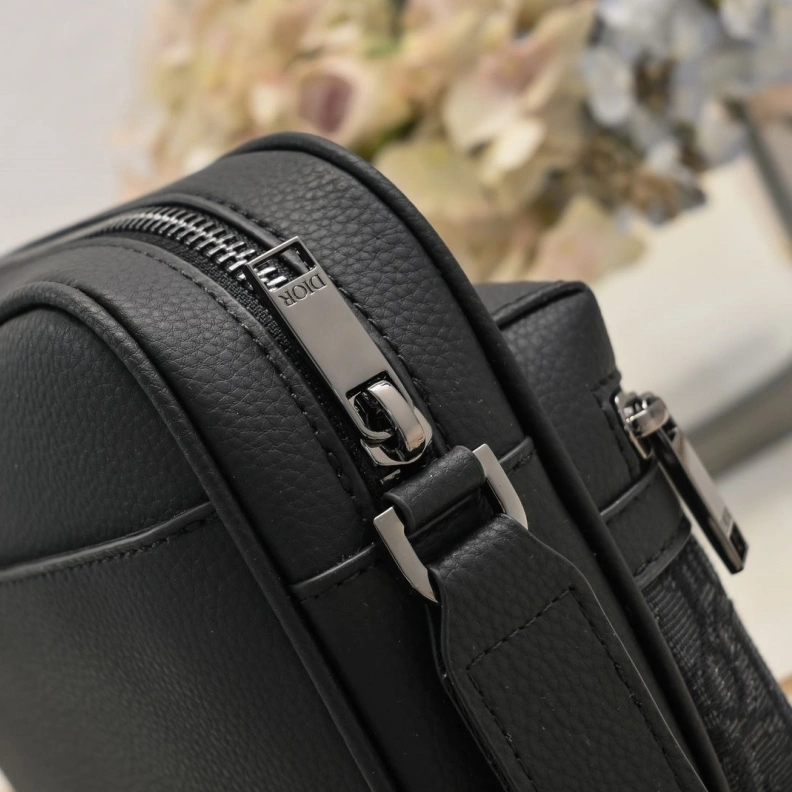 Vibrant Dxxr Satchel bags 62226