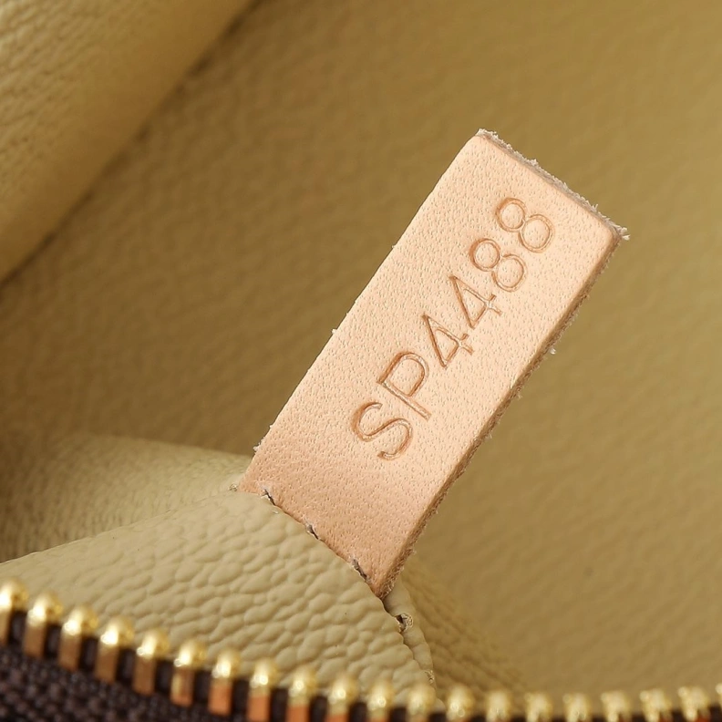 LX Cosmetic Bags Stylish 23863
