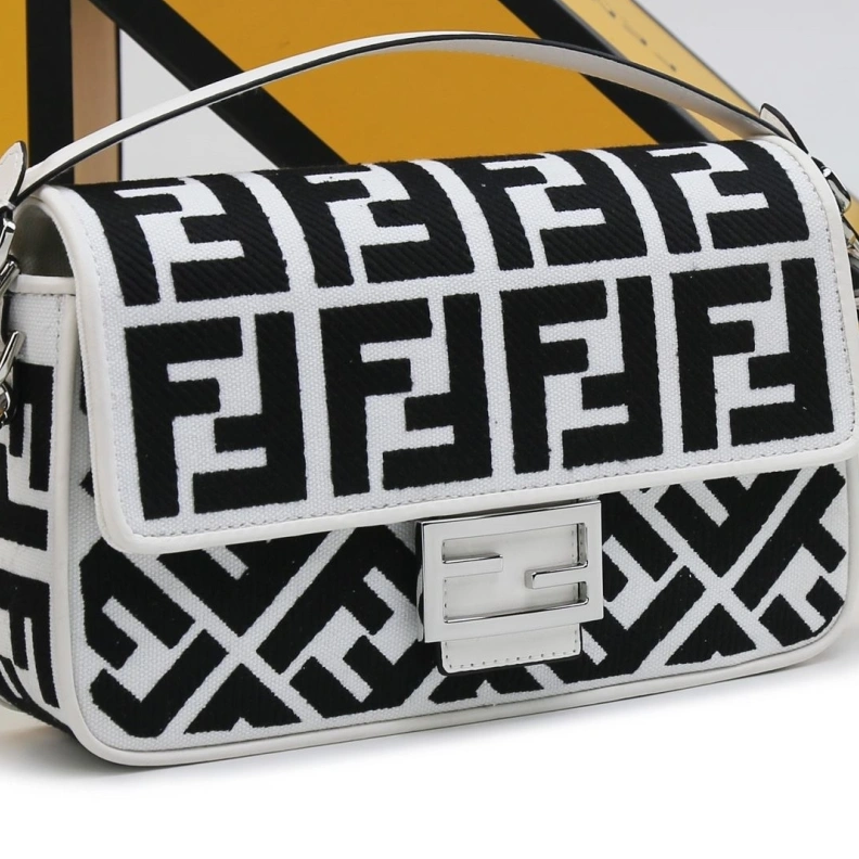 Fxndx Baguette Bags Bright 70325