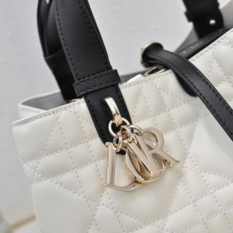 Elegant Dxxr Shopping Bags 62127