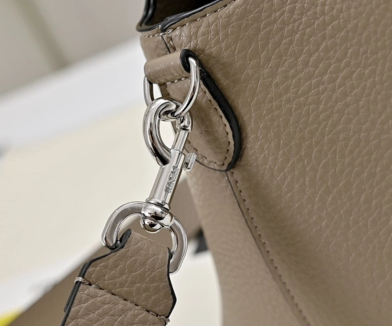 Cozy Fxndx Top Handle Bags 70102