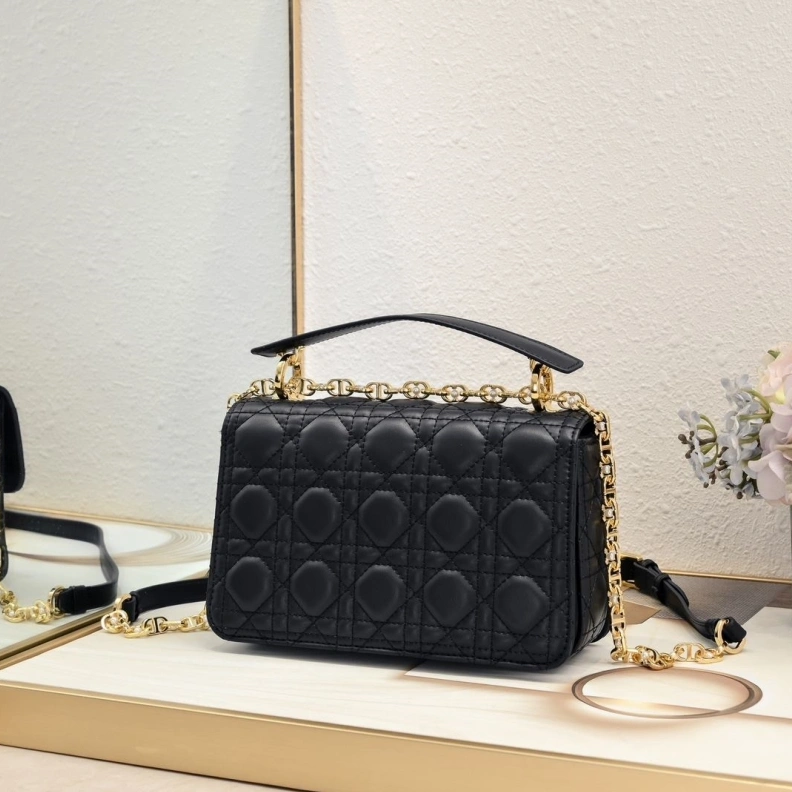 Trendy Dxxr Top Handle Bags 62095