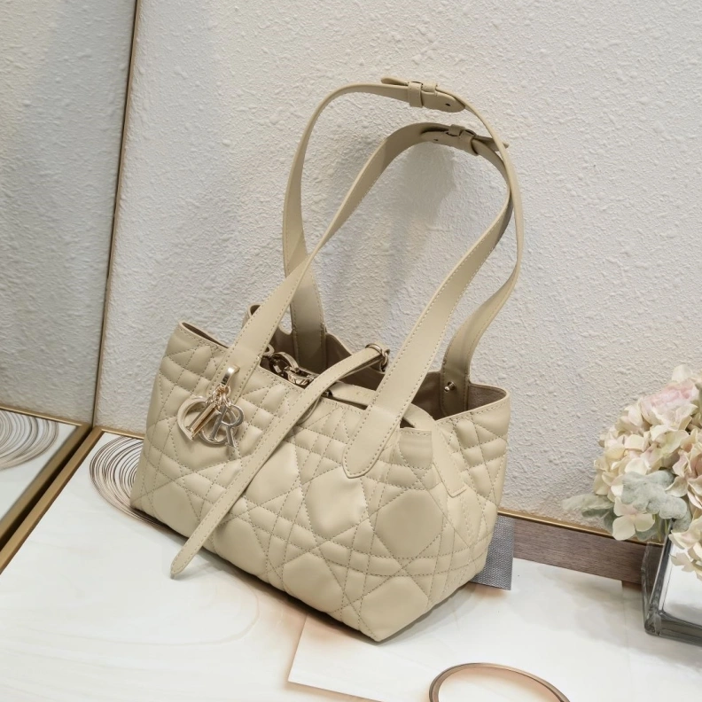 Affordable Dxxr Shopping Bags 62121