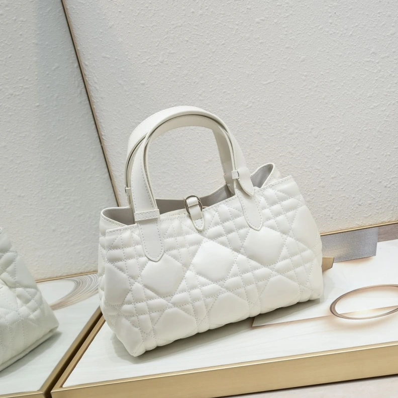 Fashionable Dxxr Shopping Bags 62104