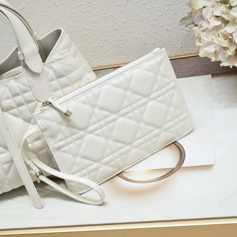 Fashionable Dxxr Shopping Bags 62104