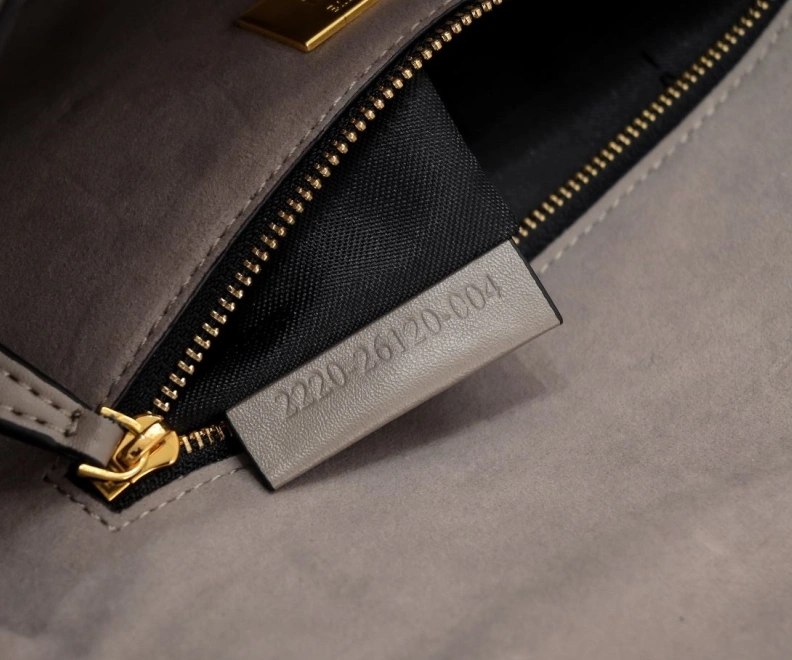 Fxndx Baguette Bags ModernLook 70300