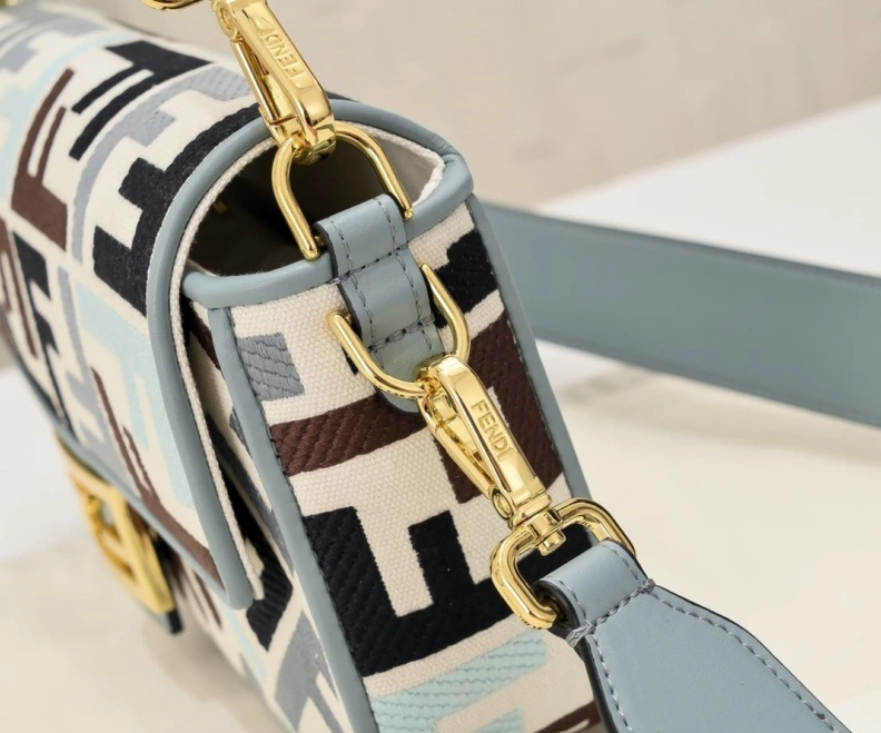 Refined Fxndx Baguette Bags 70311