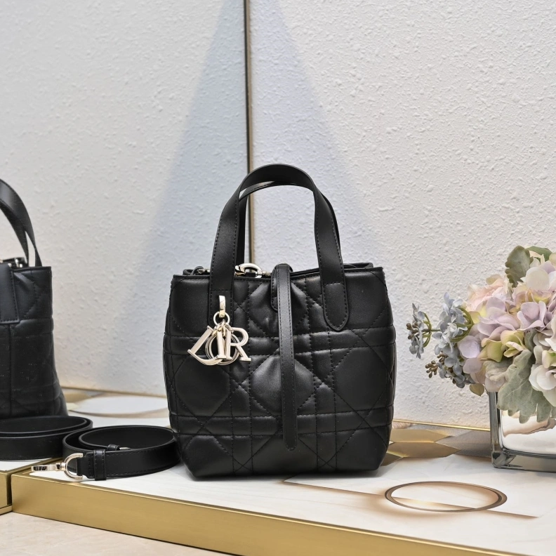 Efficient Dxxr Shopping Bags 62118