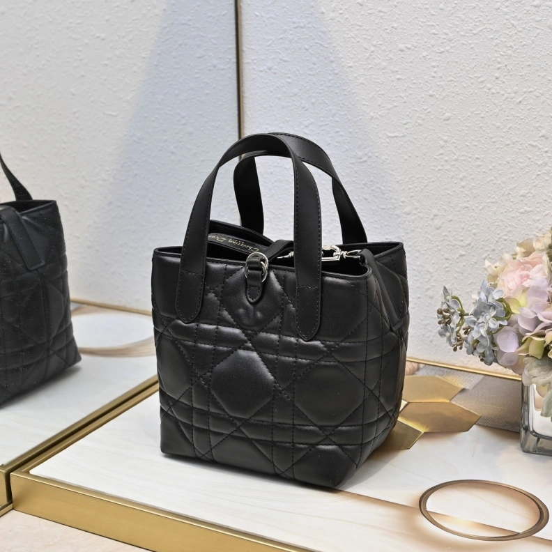 Efficient Dxxr Shopping Bags 62118