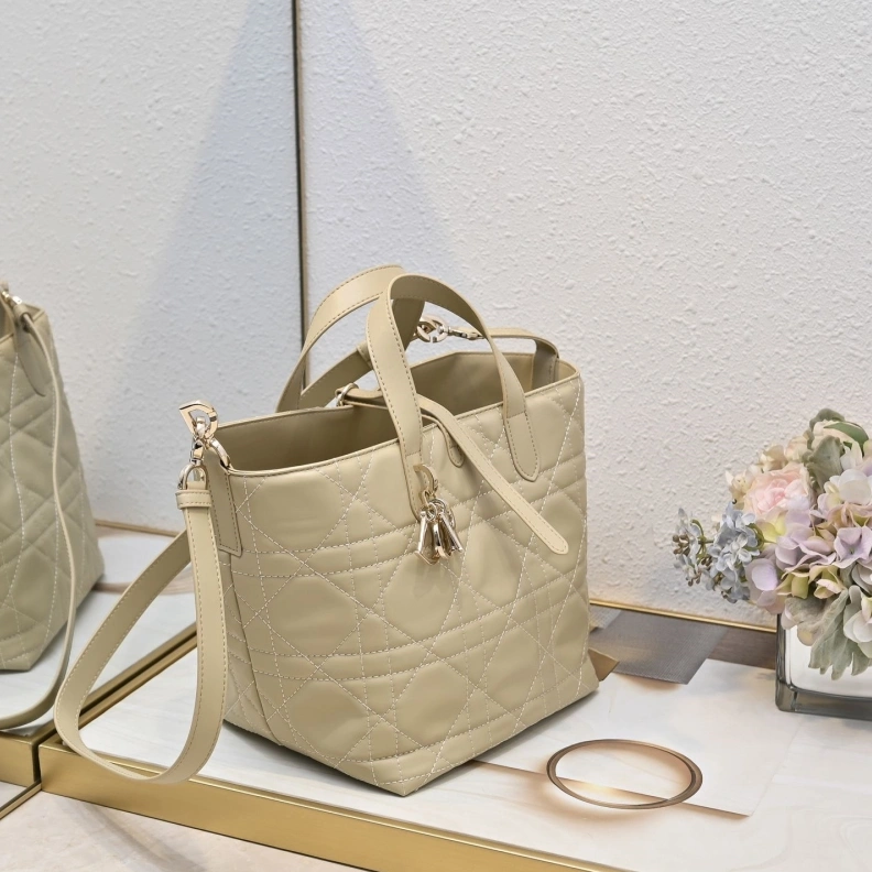 Reliable Dxxr Shopping Bags 62089