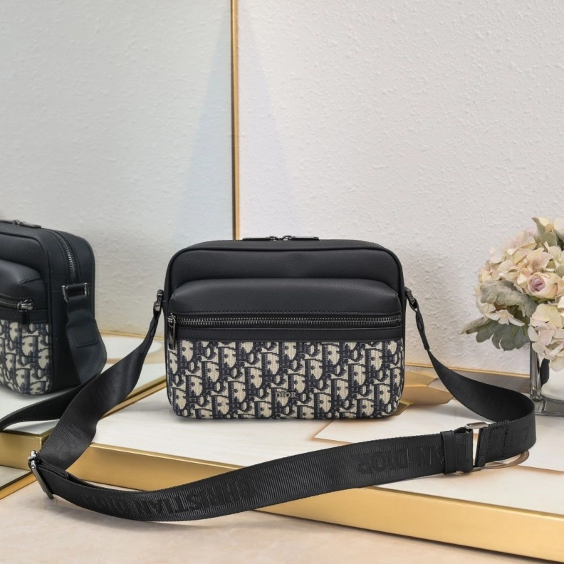 Dxxr Satchel bags Classic 62163