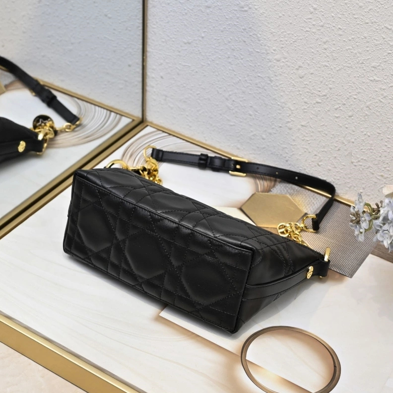 Sophisticated Dxxr Top Handle Bags 62066