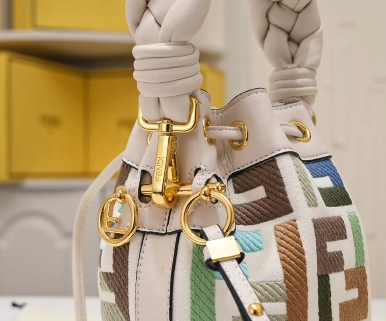 Unique Fxndx Bucket Bags 70259