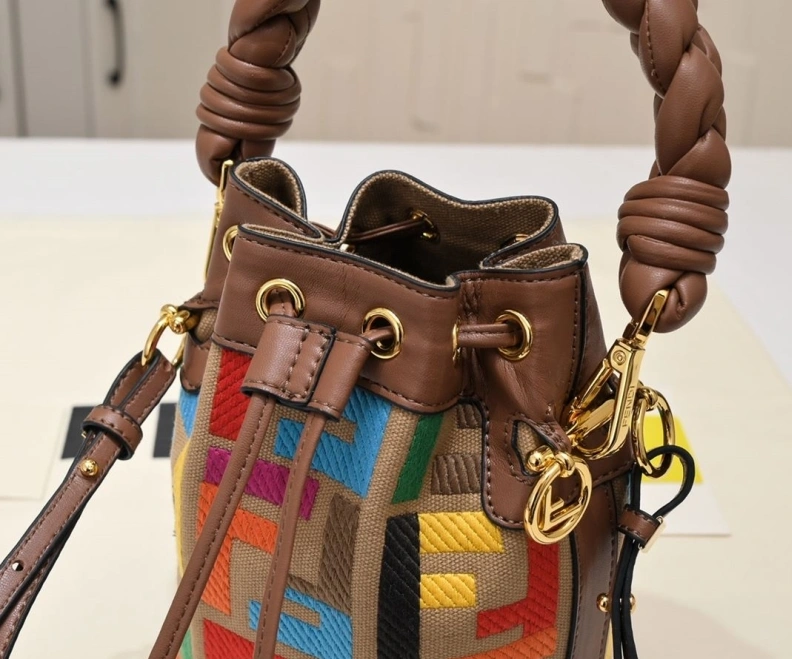 Bold Fxndx Bucket Bags 69912