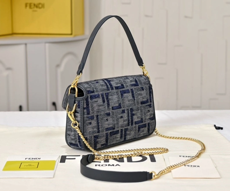 Fxndx Baguette Bags WellDesigned 70327