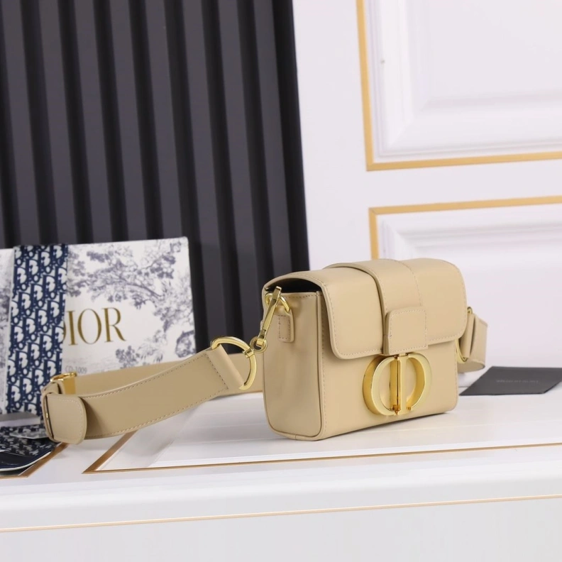 Versatile Dxxr Satchel bags 62128