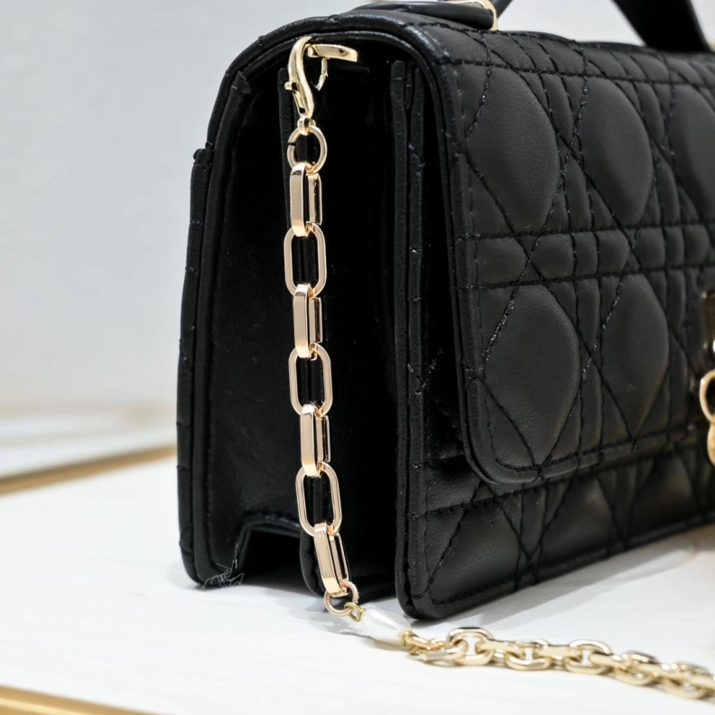 EyeCatching Dxxr Satchel bags 62139
