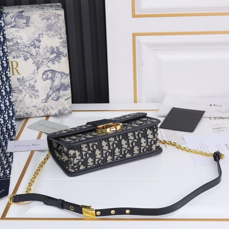 Refined Dxxr Satchel bags 62130